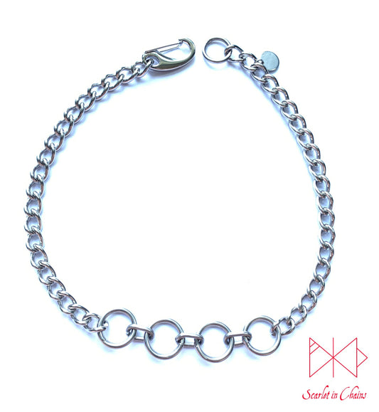 Stainless steel Line of fate chain collar with 4 Stainless Steel O rings at its front finished with a stainless steel clip with new links, goth choker, alternative collar, stainless steel jewellery, goth jewellery, event jewellery. Goth Necklace, Stainless Steel Necklace, Event Necklace, witch jewellery, witch necklace, witchy necklace, witchy jewellery