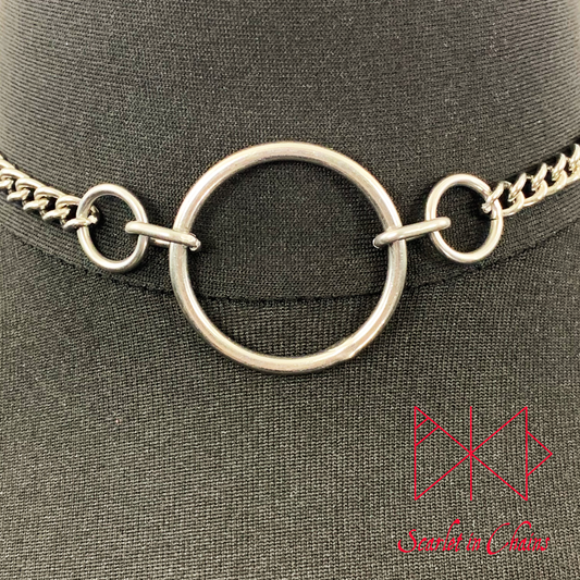 Stainless Steel Satellite choker - BDSM day collar - O ring choker - Grunge chains - Goth Collar - Chain Choker - Statement Choker - Goth Shown Close up