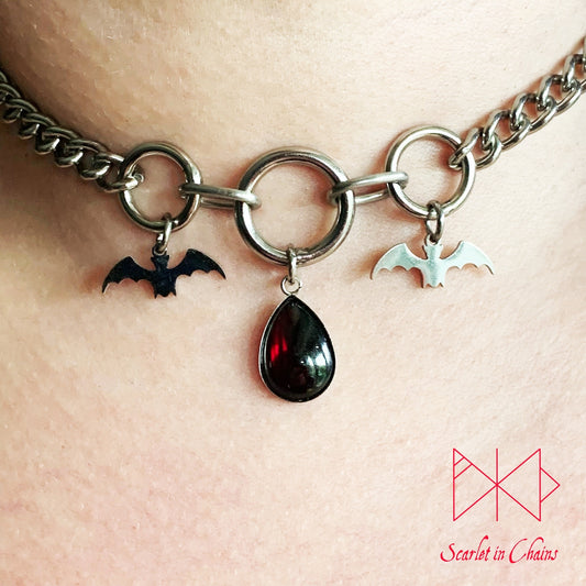 Midnight Vampire stainless steel day collar - Goth choker - Bat necklace - Amethyst necklace - vampire necklace - Goth collar - Bat choker shown close